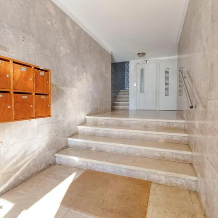 Travel & Live Bragas Privat bolig Porto