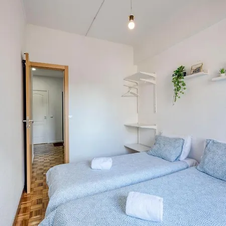 Travel & Live Bragas *