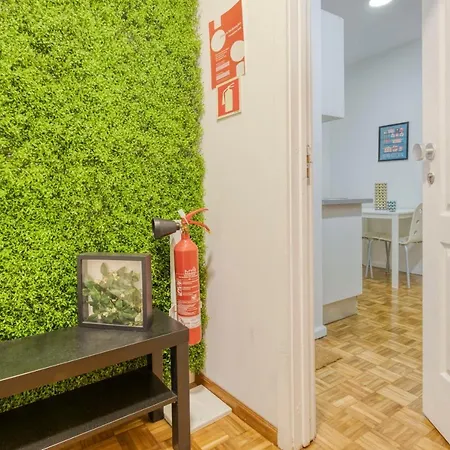 Quarto em Acomodações Particulares Travel & Live Bragas *