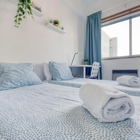 Travel & Live Bragas Porto